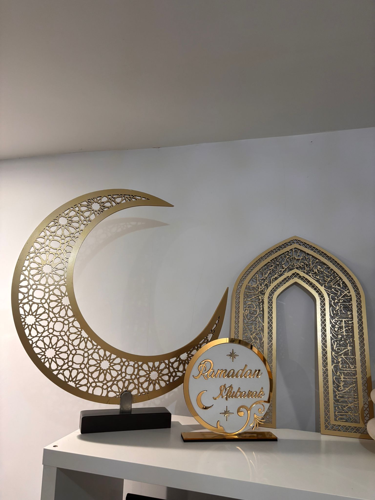 Ramadan crescent moon decor, Ramadan Kareem decorations, Islamic home decor, Ramadan Mubarak, Eid Al-Fitr decorations, iftar table decor, suhoor decor, Ramadan prayer corner decor, crescent moon decoration, Ramadan lantern, Eid Mubarak gifts.